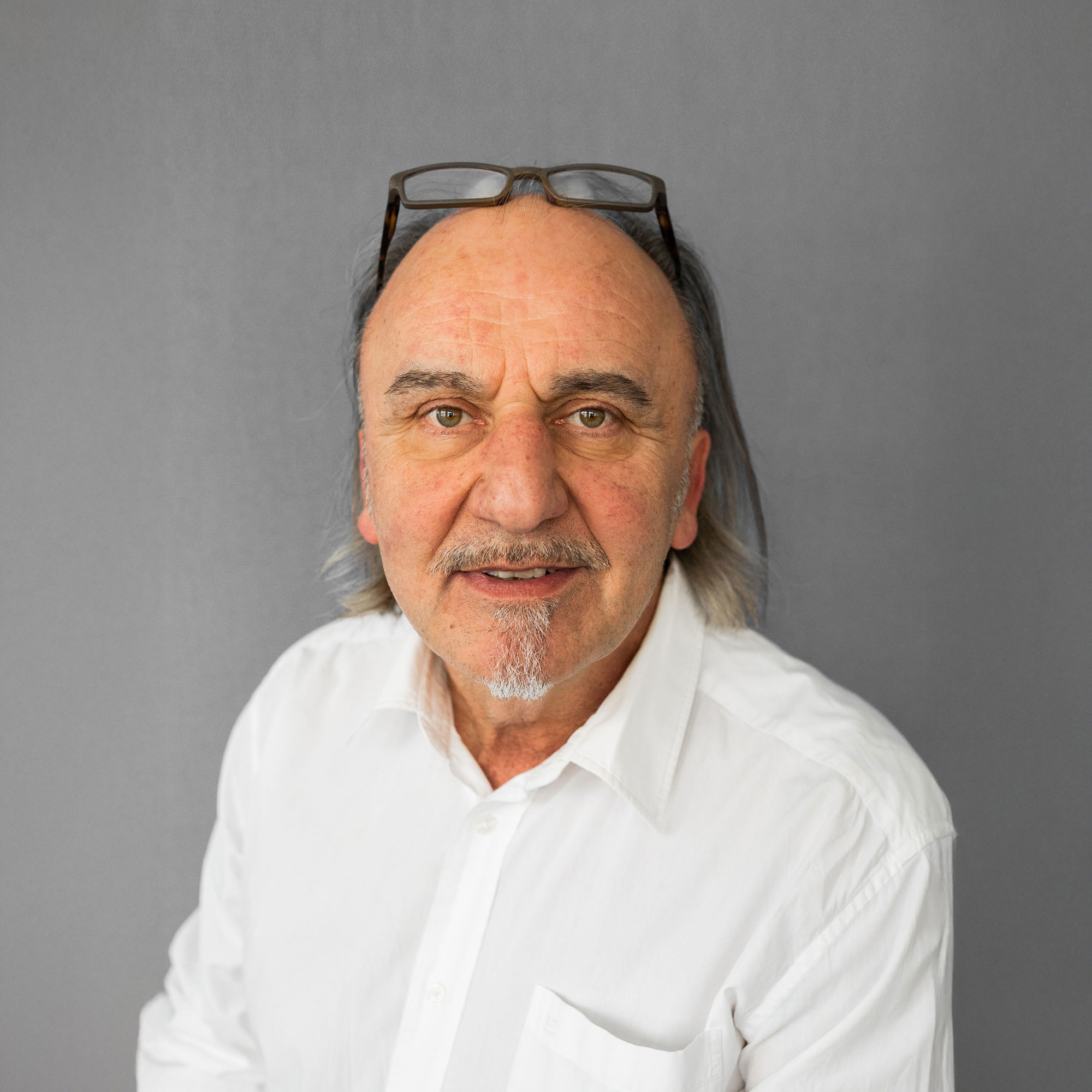 Mitarbeiter-Porträtbild